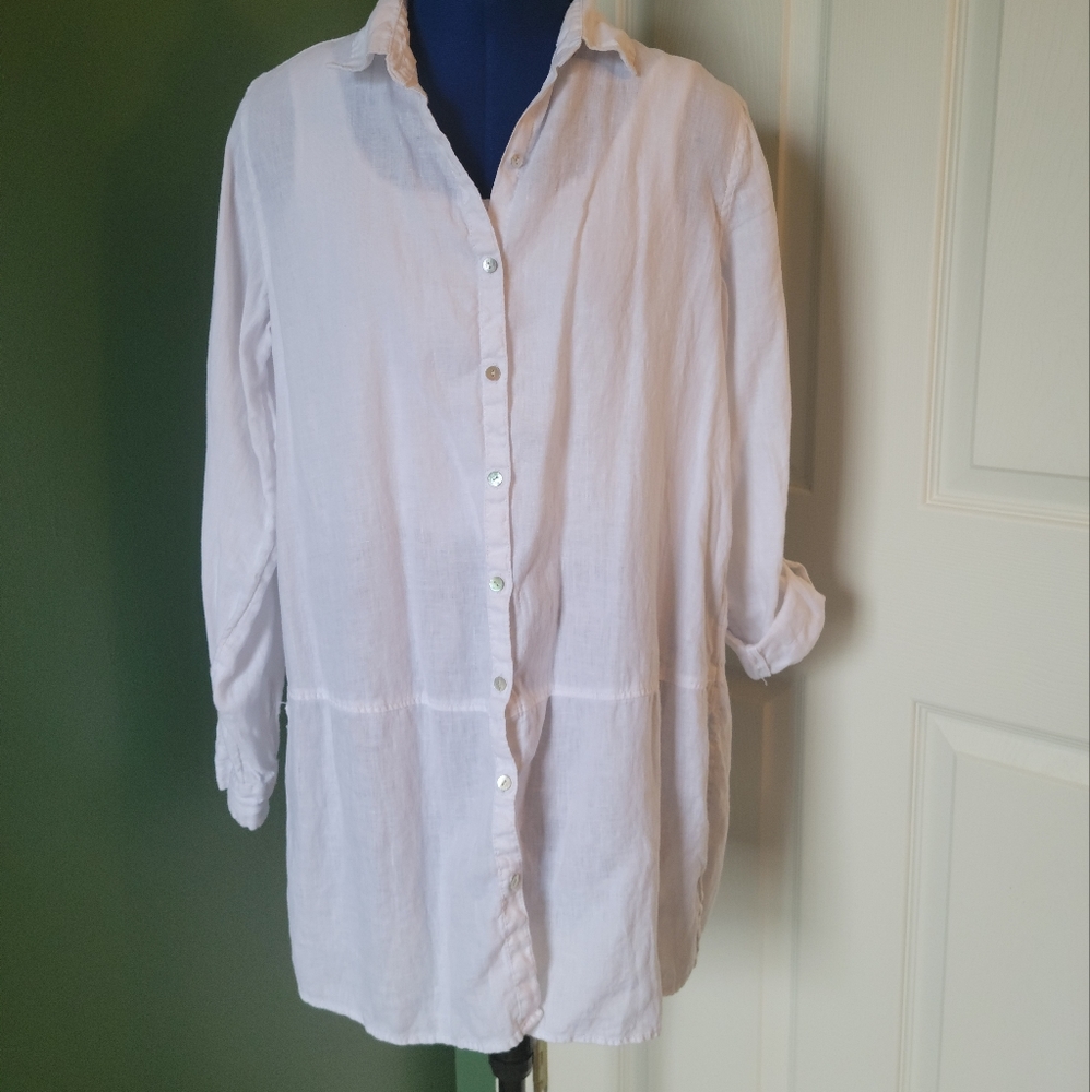 Tahari M 100% Linen Long Line White Button Up - Picture 2 of 9